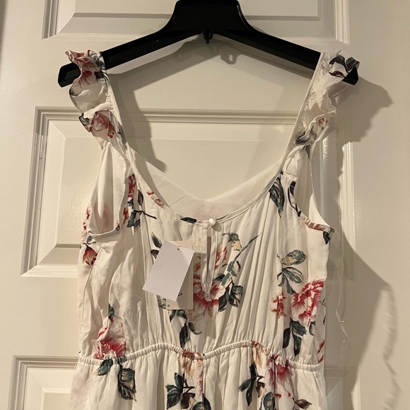 ROW A Flutter Sleeve Maxi Dress - Picture 7 of 7